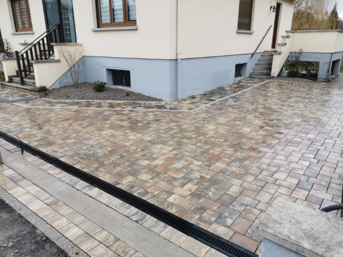 Comment entretenir son all&eacute;e en pav&eacute;s ? Sarrebourg